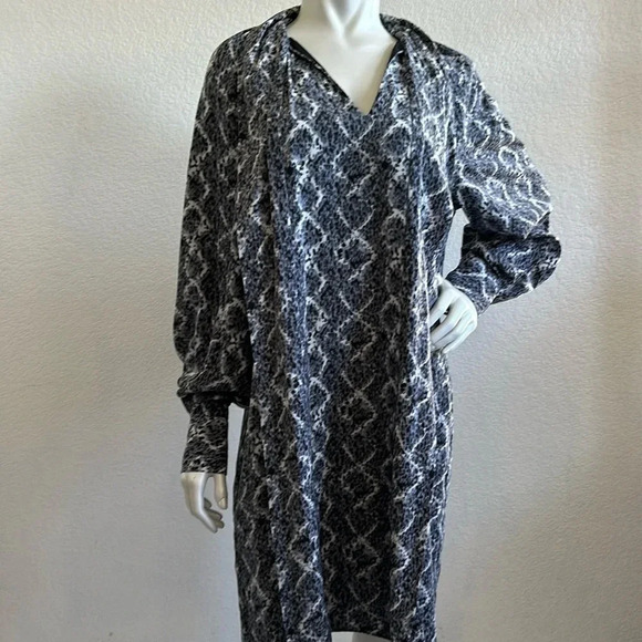 Adriana Papell Gray & white Tie-Front Lined Longsleeve Sheath Dress - Picture 4 of 10